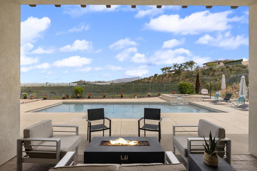 MLS #250032415SD img 43