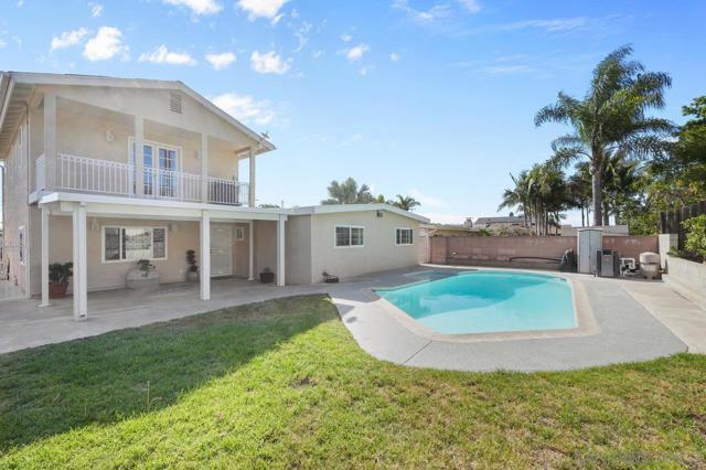 1173 Oasis Ave, Chula Vista CA: https://media.crmls.org/mediaz/1970604b-d5fc-4868-99e1-e5cf90a29cd4.jpg