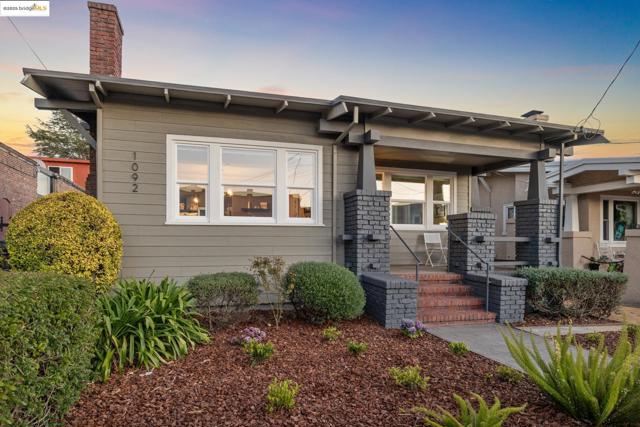 1092 Dwight Way, Berkeley CA: https://media.crmls.org/mediaz/19716aeb-a07a-460a-966b-5866a4cc966f.jpg