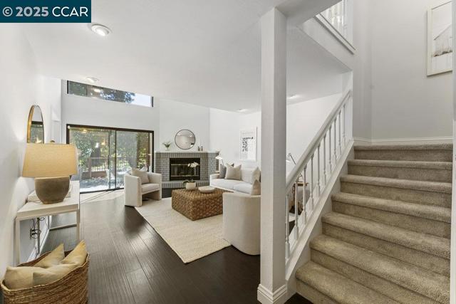955 Camino Verde Cir, Walnut Creek CA: https://media.crmls.org/mediaz/1971f76e-48bb-4790-9f9d-d5928e0be7ce.jpg