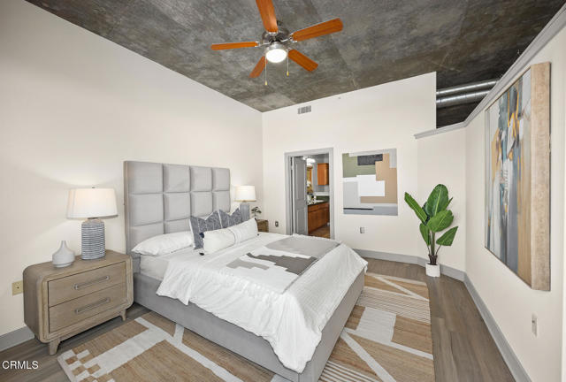 840 E Green Street, Pasadena CA: https://media.crmls.org/mediaz/19720c62-fc9b-4db0-93cc-0ab815bb6fe0.jpg