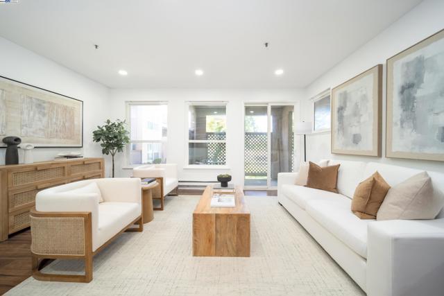 3695 Stevenson Blvd, Fremont CA: https://media.crmls.org/mediaz/197254b9-01fa-499c-bf95-307aa45cd898.jpg