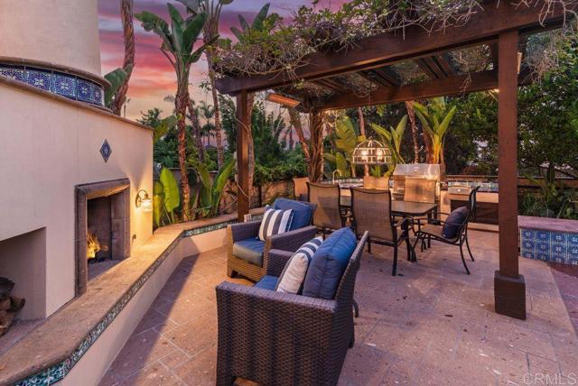 1470 Rubenstein Ave, Cardiff by the Sea CA: https://media.crmls.org/mediaz/19730475-50e1-42e8-bf62-5a80ed4b7003.jpg