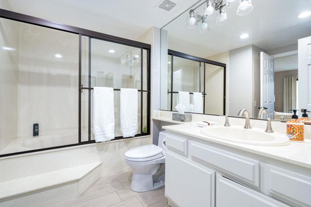 153 Camino Arroyo N, Palm Desert CA: https://media.crmls.org/mediaz/1973cbd7-b2cd-4332-9770-101bb541d148.jpg