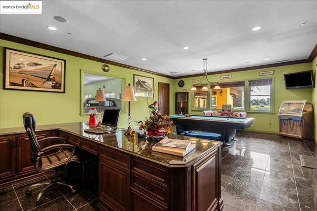 3600 Byer Rd, Byron CA: https://media.crmls.org/mediaz/197458b2-baab-442a-8c08-4bf7ae43111a.jpg
