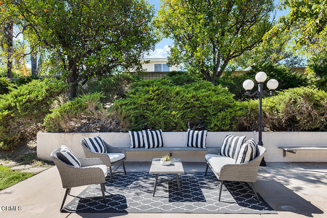 Detail Gallery Image 22 of 28 For 13017 Barto Dr, Granada Hills,  CA 91344 - 3 Beds | 2 Baths