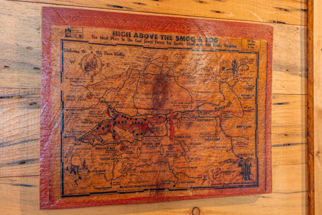 40114 Esterly Lane, Big Bear CA: https://media.crmls.org/mediaz/19747e43-c6c6-4e56-a39c-e9f1226a48dc.jpg