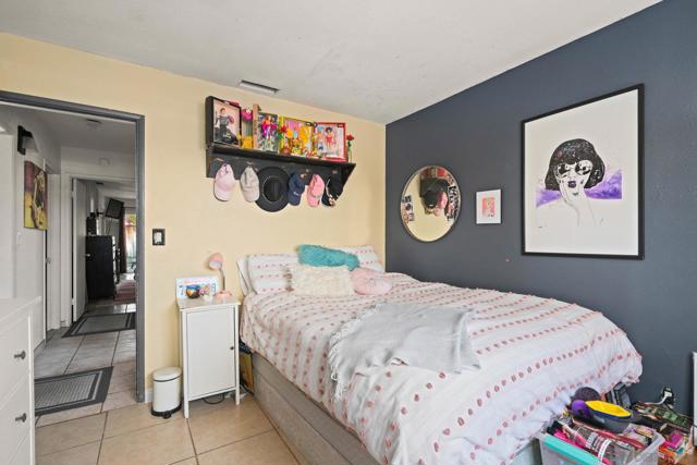 9530 Galston Drive, Santee CA: https://media.crmls.org/mediaz/19750a27-1622-43d8-9657-fa430caeb5d3.jpg