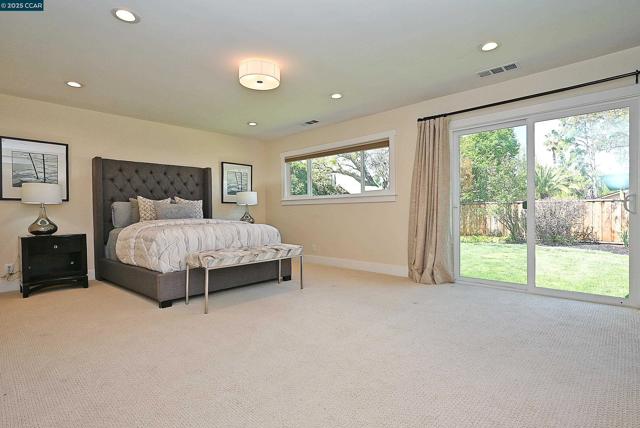 383 Caravelle Dr, Walnut Creek CA: https://media.crmls.org/mediaz/1976211d-d235-4ce7-aeeb-41ea6dd2669c.jpg