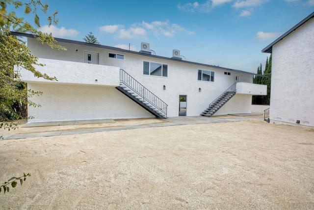 Image 32 of 45 For 162 Terracina Way