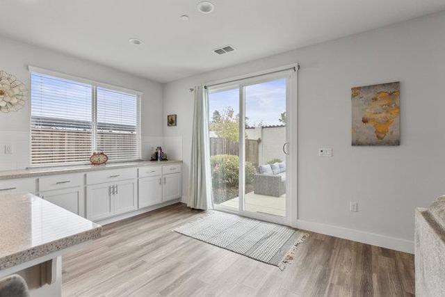 256 Copperleaf Lane, San Juan Bautista CA: https://media.crmls.org/mediaz/1977412b-cc9e-4496-914f-7daa775d9385.jpg