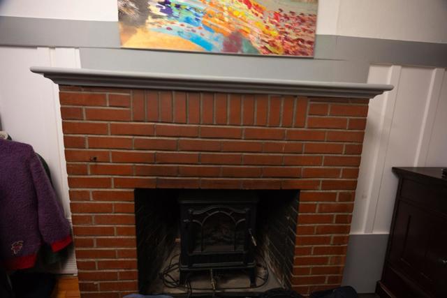 895 Main Street, Half Moon Bay CA: https://media.crmls.org/mediaz/197743f9-7051-42e5-8f5f-d074798ca110.jpg