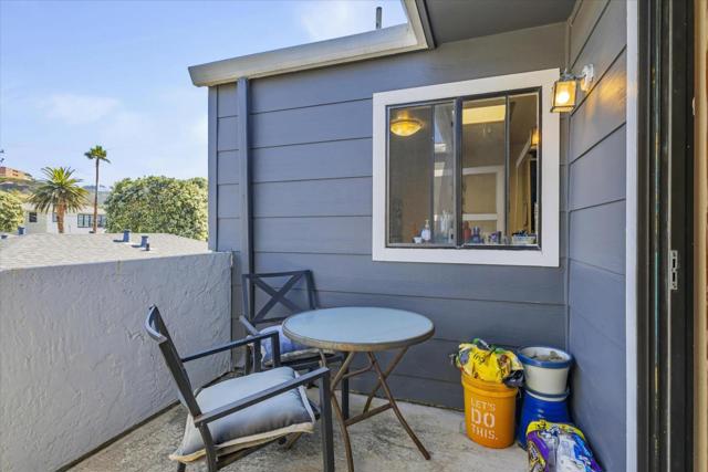 1715 Palmetto Avenue, Pacifica CA: https://media.crmls.org/mediaz/19777ca0-05a5-428d-8d29-051e55604abb.jpg