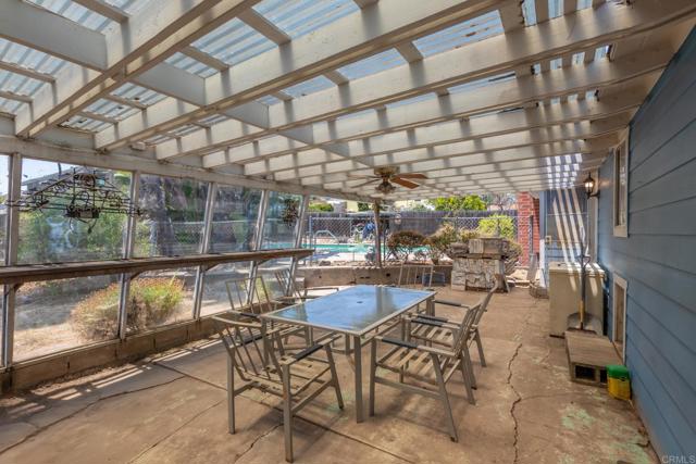 7701 Marie Avenue, La Mesa CA: https://media.crmls.org/mediaz/1978112e-d5bd-4b2c-9184-9daeef3ea263.jpg