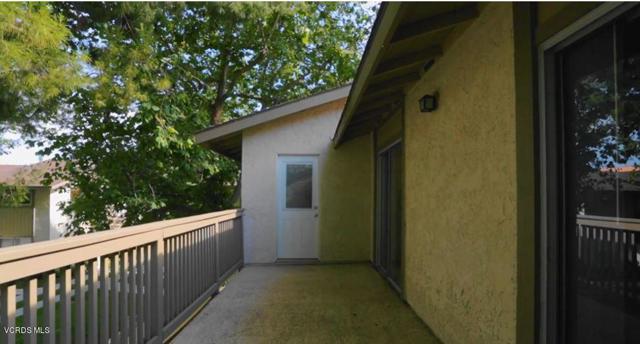 Detail Gallery Image 12 of 25 For 15218 Campus Park Dr #B,  Moorpark,  CA 93021 - 2 Beds | 2 Baths