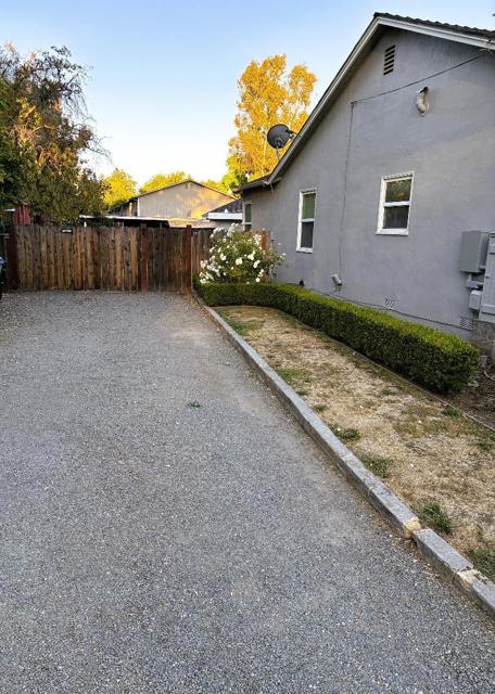 1966 Almaden Road, San Jose CA: https://media.crmls.org/mediaz/19791126-5230-4520-8c93-022b77d866af.jpg