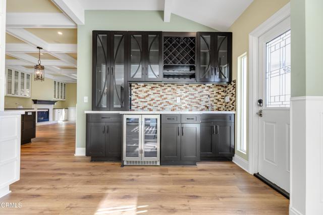 Detail Gallery Image 12 of 29 For 2503 Allanjay Pl, Glendale,  CA 91208 - 5 Beds | 4 Baths