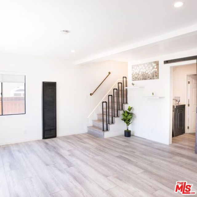 2015 Curtis Avenue, Redondo Beach, California 90278, ,Residential Income,Sold,Curtis,23274995