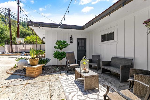 16707 Highway 76, Pauma Valley CA: https://media.crmls.org/mediaz/197b0c26-3728-4e1b-841c-afe38865fec2.jpg