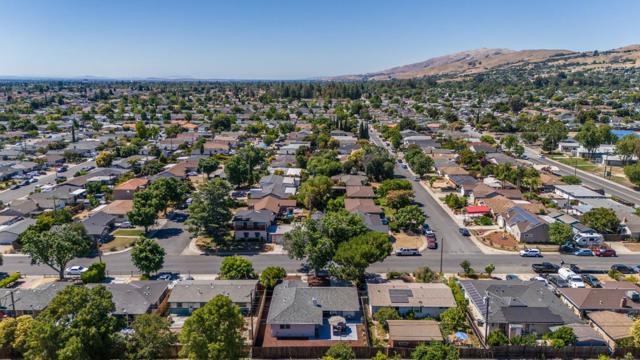 14226 Lucian Avenue, San Jose CA: https://media.crmls.org/mediaz/197b8b75-05a8-42e4-b743-17acb965928c.jpg