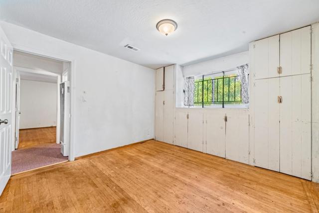 338 Copperfield Avenue, Hayward CA: https://media.crmls.org/mediaz/197c526d-991d-4766-a93f-9d2c63f0f23b.jpg
