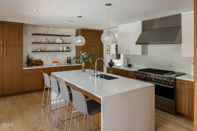 2755 E California Boulevard, Pasadena CA: https://media.crmls.org/mediaz/197e4c8d-f743-47f7-ab5f-d8c6bb0bdfe3.jpg