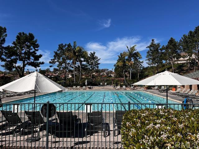 Detail Gallery Image 19 of 71 For 7965 Grado El Tupelo, Carlsbad,  CA 92009 - 4 Beds | 2/1 Baths