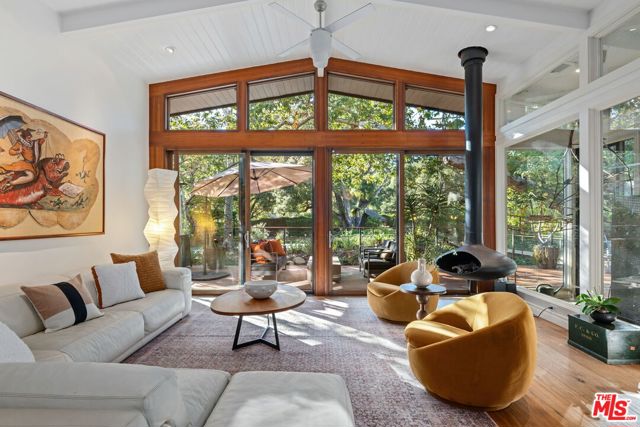 2934 Torito Road, Santa Barbara CA: https://media.crmls.org/mediaz/198113e0-86c2-47f4-a81a-44b26c7a0df3.jpg