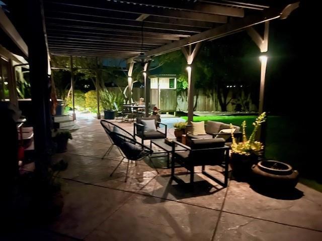 1118 Pinehurst Drive, Aptos CA: https://media.crmls.org/mediaz/1981d940-5db0-481e-90b5-7660532484db.jpg