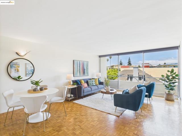 320 Lee St, Oakland CA: https://media.crmls.org/mediaz/1981f8a5-e9aa-495d-8187-c36f79aa9b9b.jpg