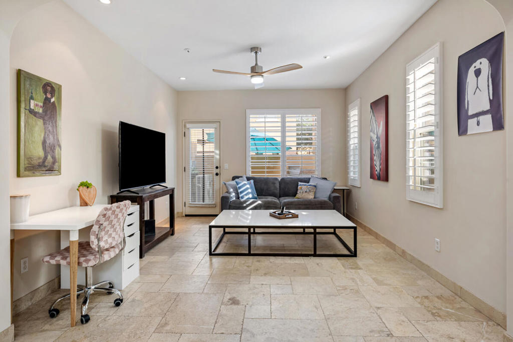 MLS #219142325DA image #5