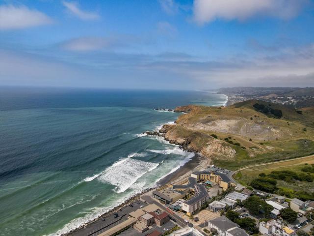 511 Buel Avenue, Pacifica CA: https://media.crmls.org/mediaz/1982f459-d126-44dc-ab47-2866a912cd62.jpg
