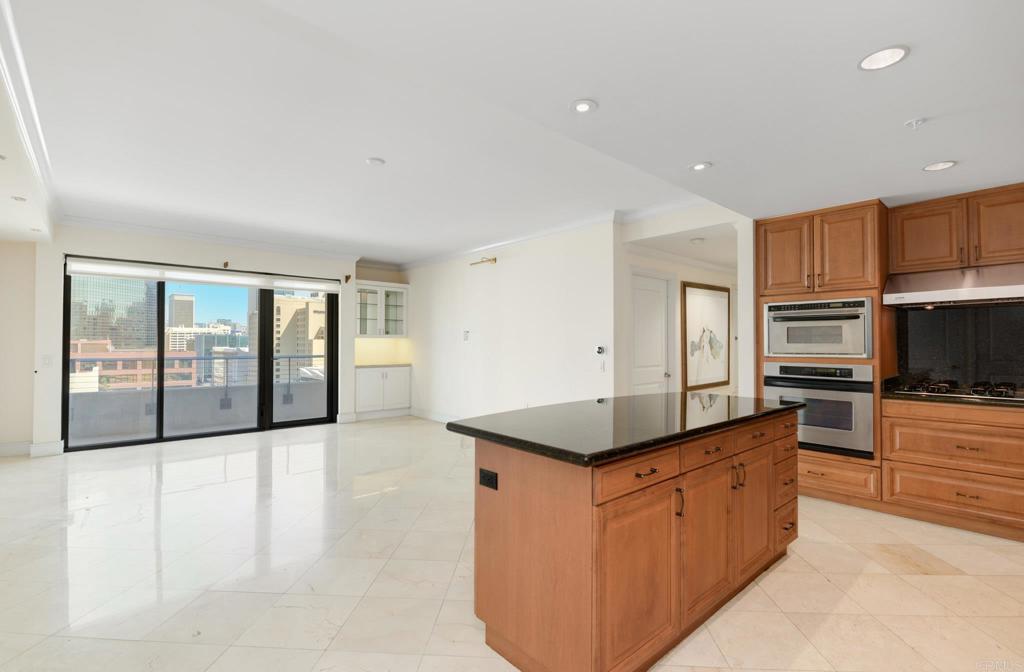 645 Front Street - photo 6