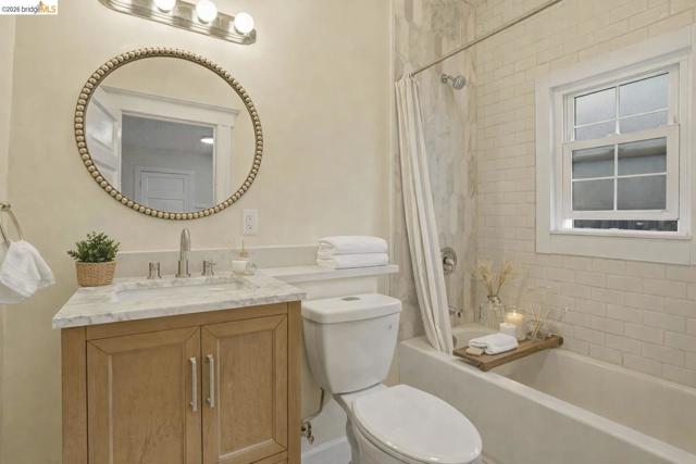 3114 california, Berkeley CA: https://media.crmls.org/mediaz/1984e8b9-5617-45f3-b17d-fdc504ccabd9.jpg