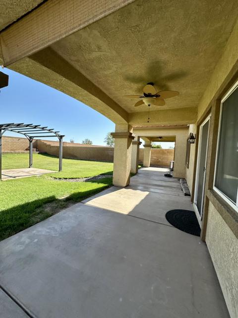3827 Sandy Point Drive, Blythe CA: https://media.crmls.org/mediaz/1984ec21-93c9-447a-9780-55a734766977.jpg