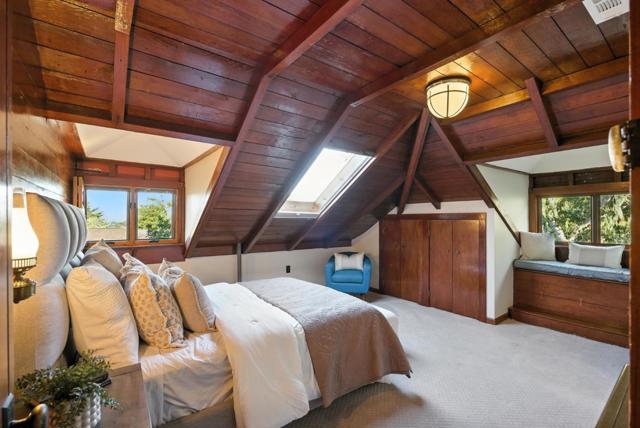 600 Martin Street, Monterey CA: https://media.crmls.org/mediaz/198510cb-c1a9-4146-b4d8-ee9a022a6fc4.jpg