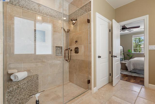 5989 Hillbrook Pl, Dublin CA: https://media.crmls.org/mediaz/19855892-87de-476e-a4b2-307b28b1bef8.jpg