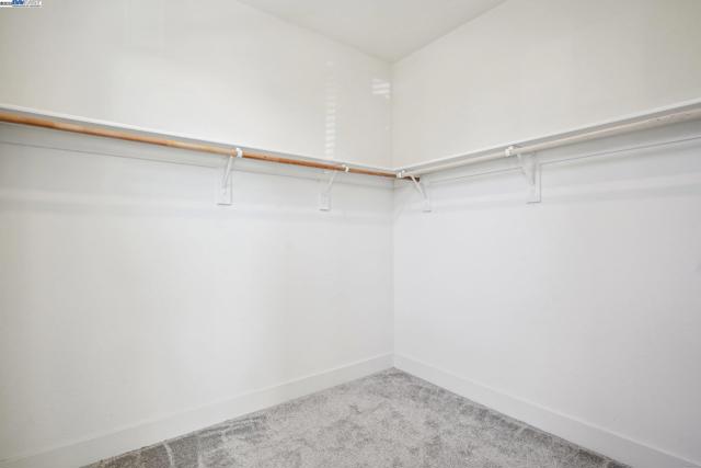 Image 28 of 60 For 37450 Watersail Way