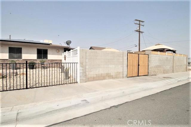 241 E Virginia Way