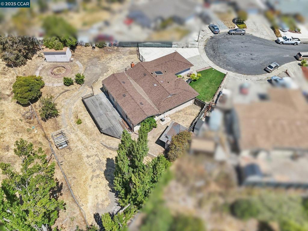 https://media.crmls.org/mediaz/1985b16a-80df-44b9-8a0c-bdde59076475.jpg?preset=X-Large