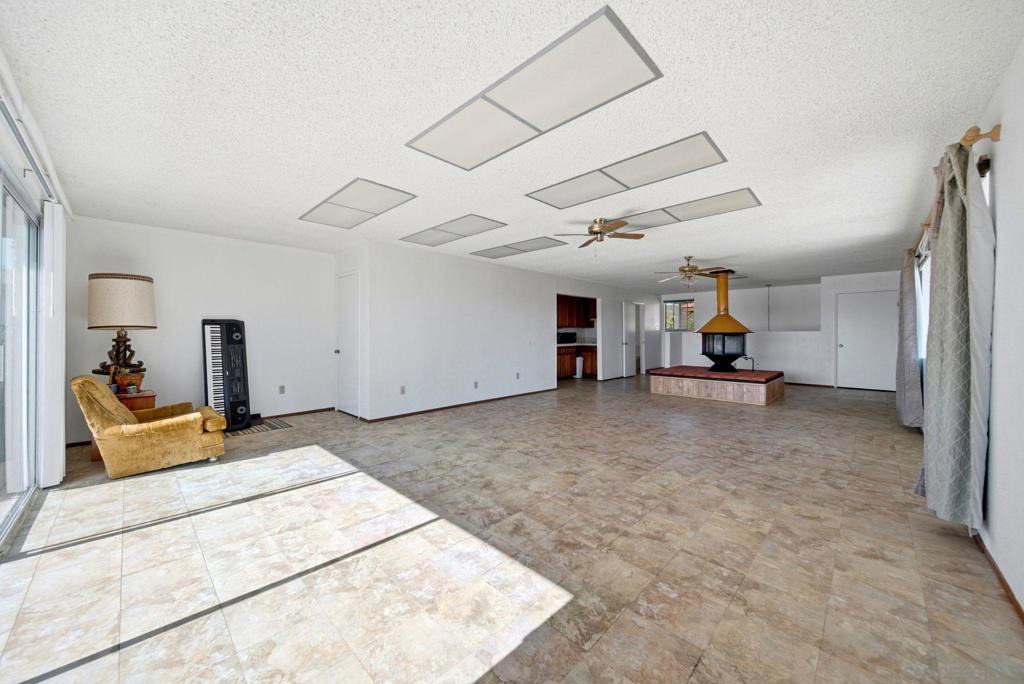 932 Regal Rd - photo 17