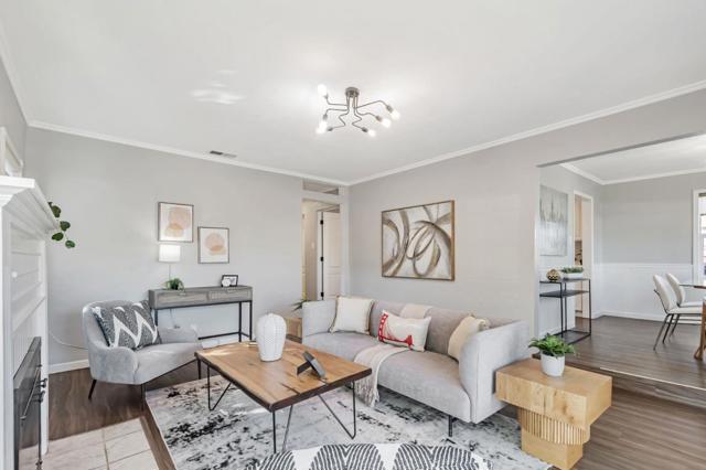 2571 Los Coches Avenue, San Jose CA: https://media.crmls.org/mediaz/1986e488-d6e6-4277-bb6e-2dcb0b00e62c.jpg