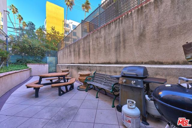 3140 San Marino Street, 301 photo 18