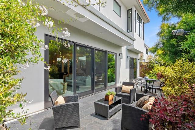 910 Cedar Street, Berkeley CA: https://media.crmls.org/mediaz/1987d598-8b99-4135-87a4-911b4de51996.jpg