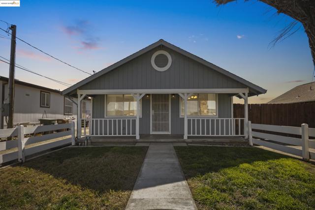 3474 Camino Diablo, Byron CA: https://media.crmls.org/mediaz/19880ce0-50d4-4b24-b9f7-73727f7551fc.jpg