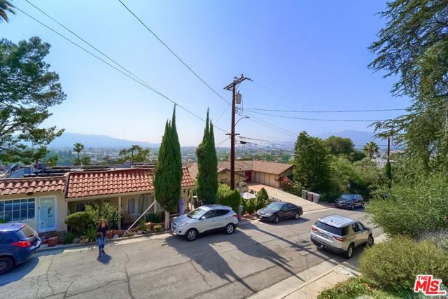 920 HIGHLINE Road photo 8