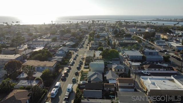 4922 Muir Ave, San Diego CA: https://media.crmls.org/mediaz/1988acd3-2eaf-4079-bb04-24ec097c7994.jpg