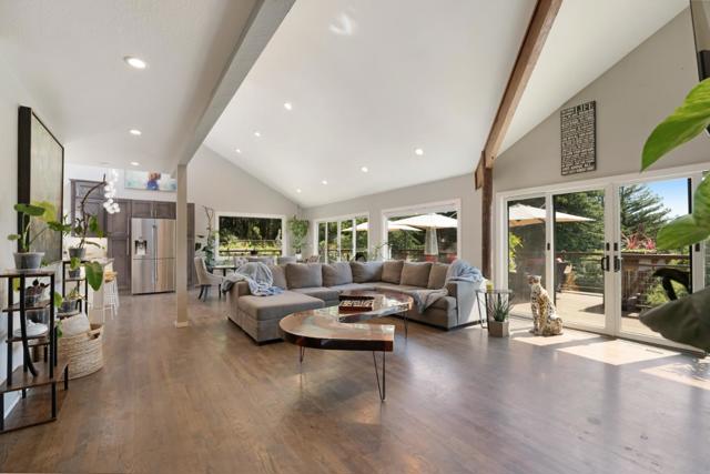 55 Hidden Meadow Lane, Scotts Valley CA: https://media.crmls.org/mediaz/1988c385-366e-42a6-8d59-b1601a9c5a00.jpg
