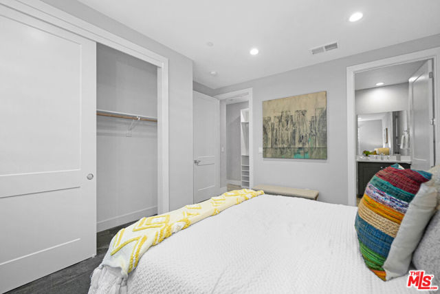 Photo #30: CL25599525 Listing: Photo #30