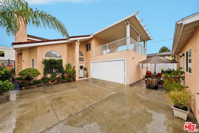 1747 N Avenue 46, Los Angeles CA: https://media.crmls.org/mediaz/198b9a97-264e-4de5-818a-af8aa7d8efc0.jpg